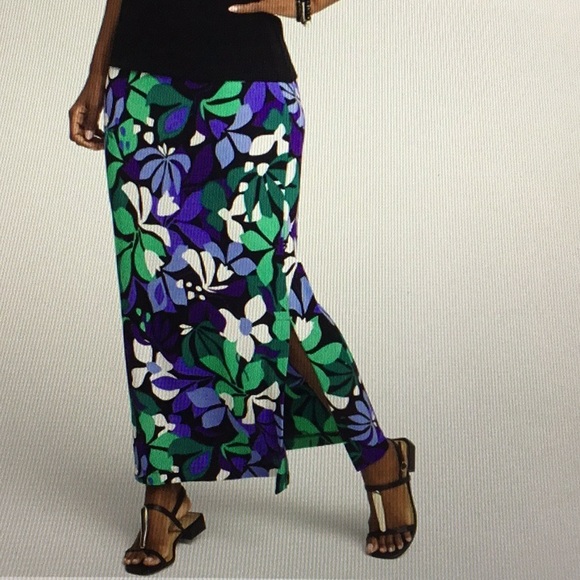 Chico’s Petite Travelers Floral Maxi Skirt, Purple Nightshade, 0P - NWT! - Picture 6 of 6